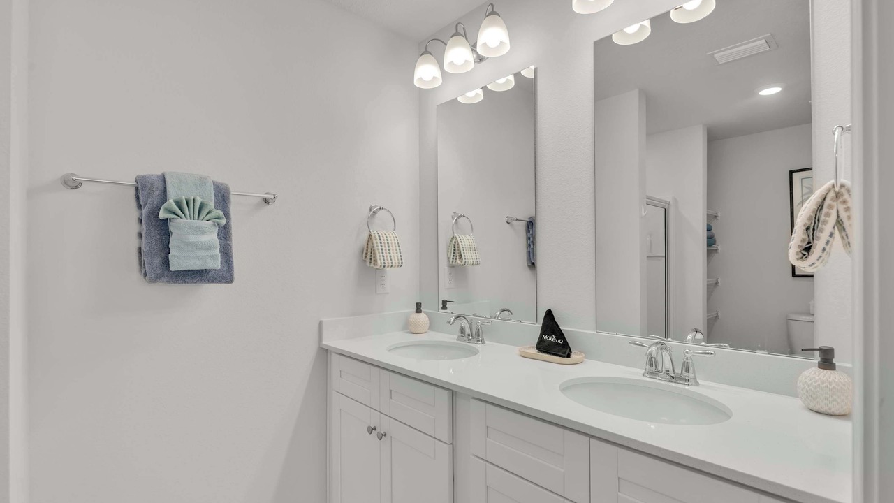 Photo of Bathroom in Gulf Breeze
