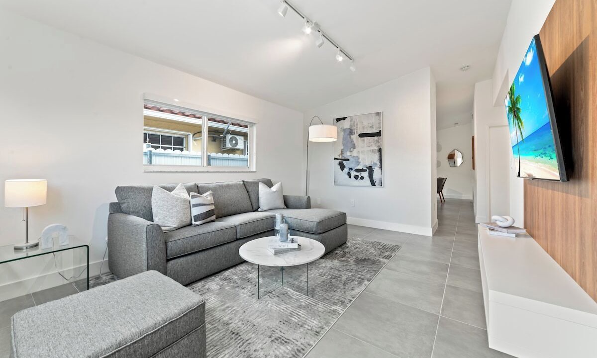 Photo of Livingroom in Hialeah