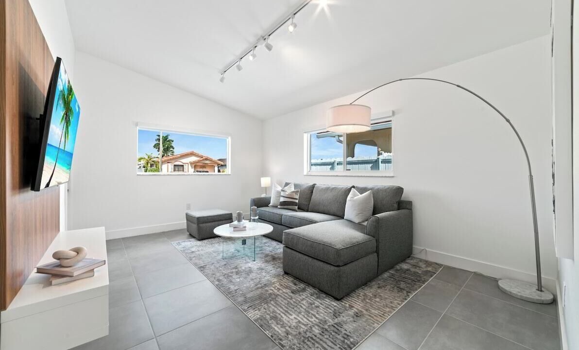 Photo of Livingroom in Hialeah