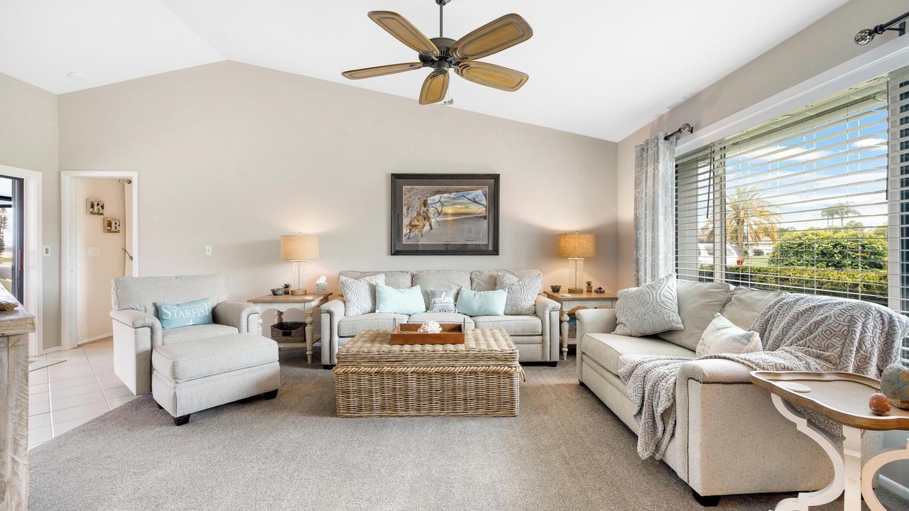 Photo of Livingroom in Three Oaks