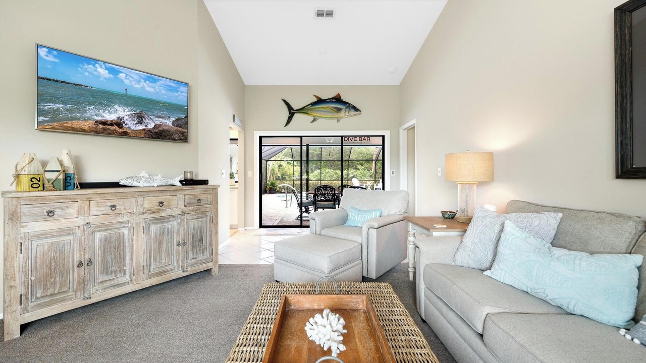 Photo of Livingroom in Three Oaks