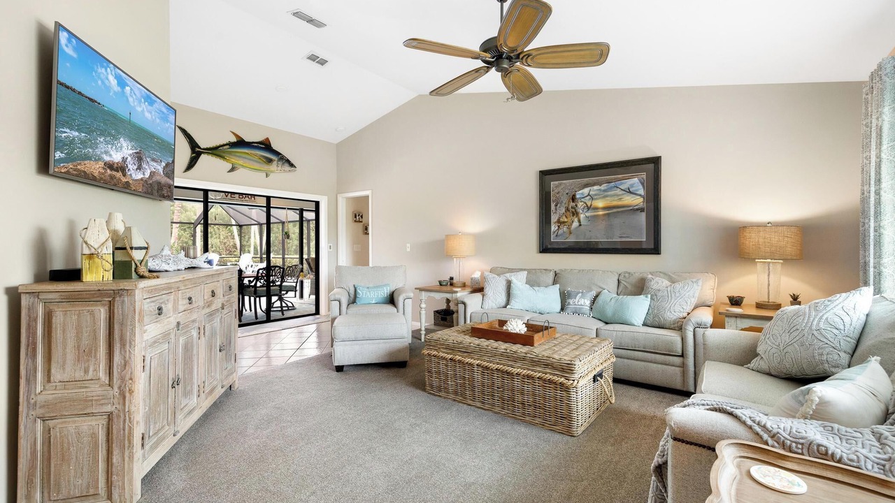 Photo of Livingroom in Three Oaks