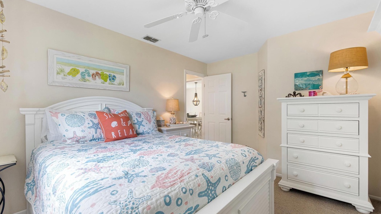 Photo of Bedroom in Three Oaks