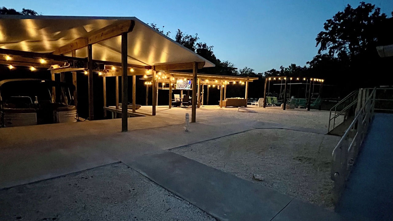 Photo of Outdoor in Astor