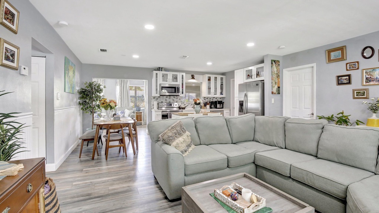 Photo of Livingroom in Miramar