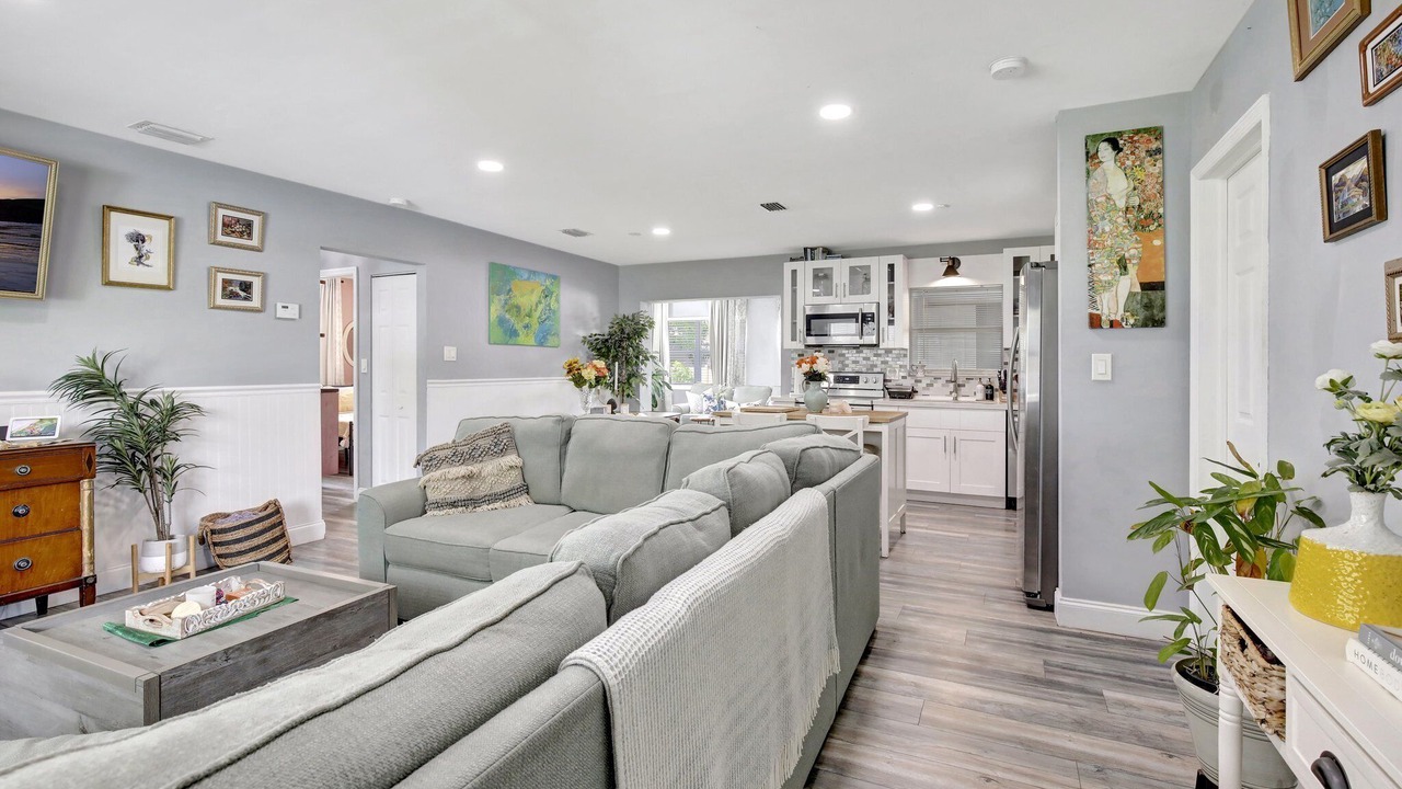 Photo of Livingroom in Miramar