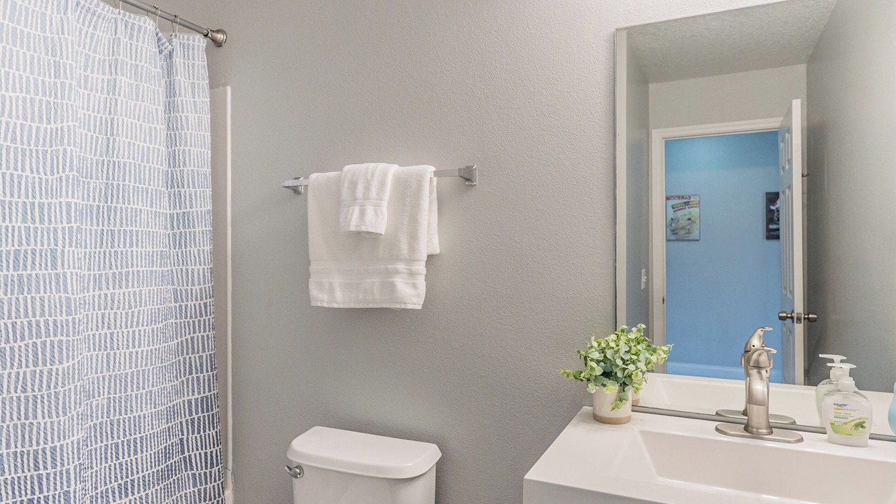 Photo of Bathroom in Crestwynd Bay