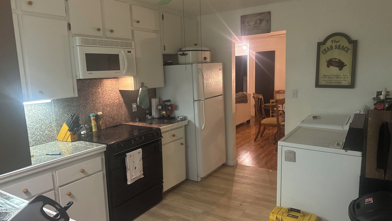 Photo of Kitchen in Cedar Key