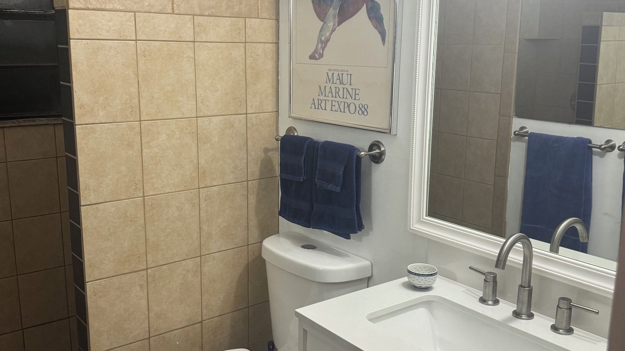 Photo of Bathroom in Cedar Key