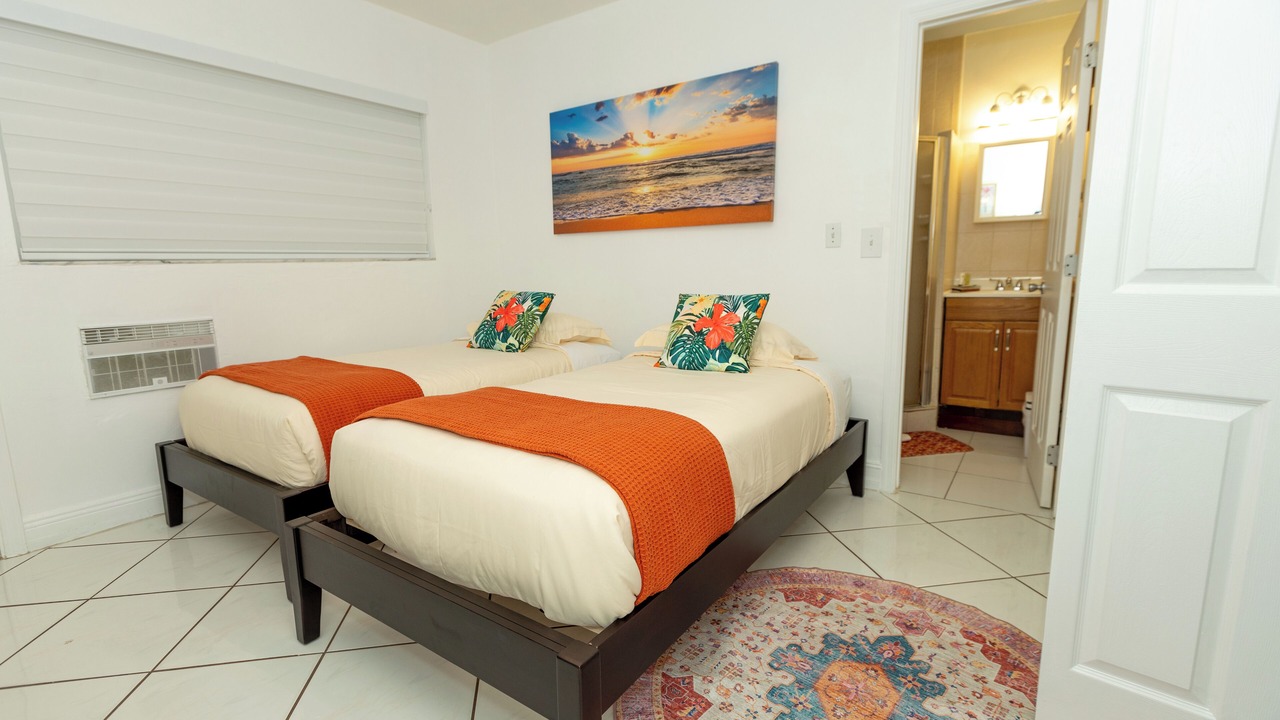 Photo of Bedroom in Coral Way
