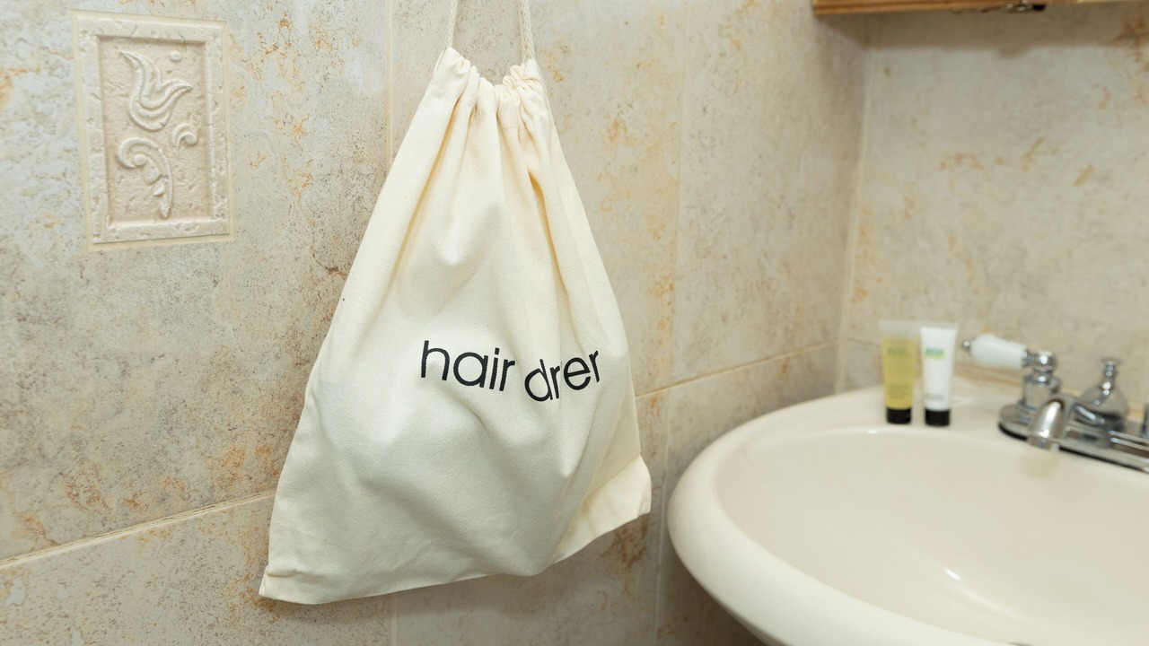 Photo of Bathroom in Coral Way