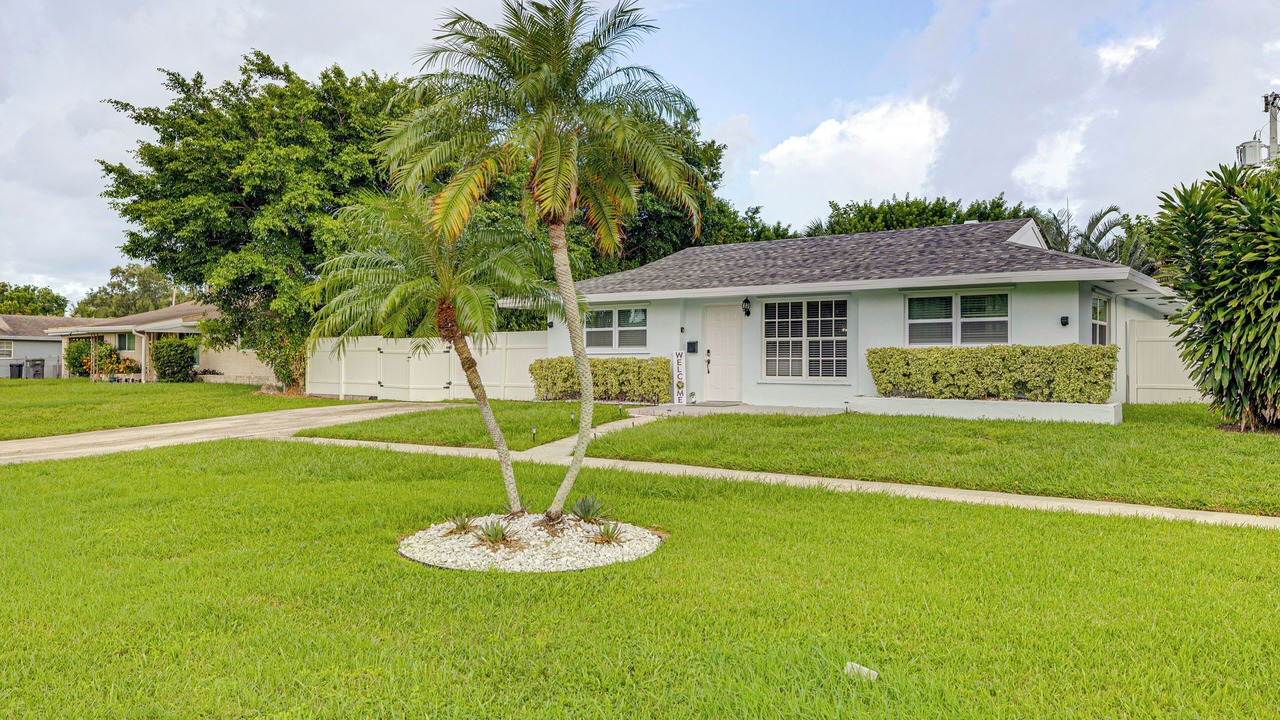 Photo of Outdoor in West Palm Beach