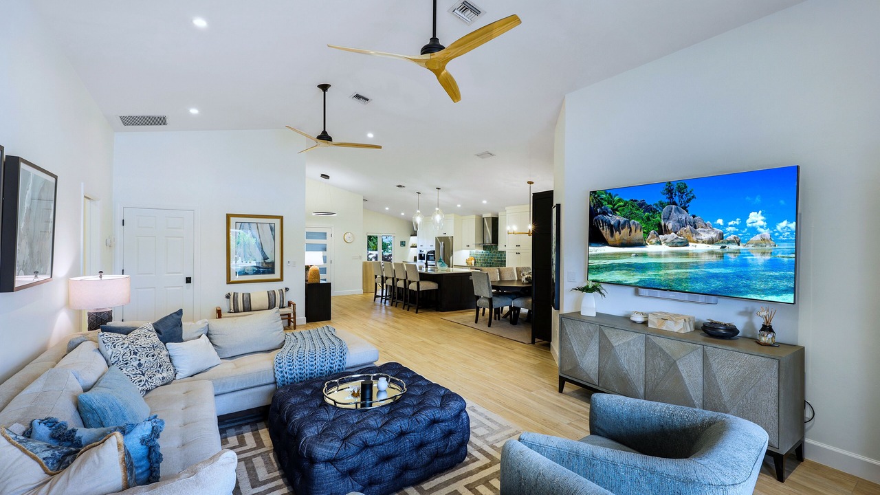 Photo of Livingroom in Naples Park