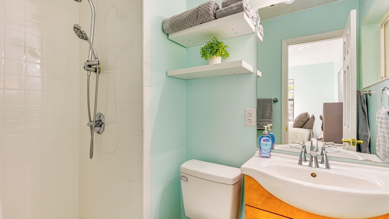 Photo of Bathroom in Mary Esther