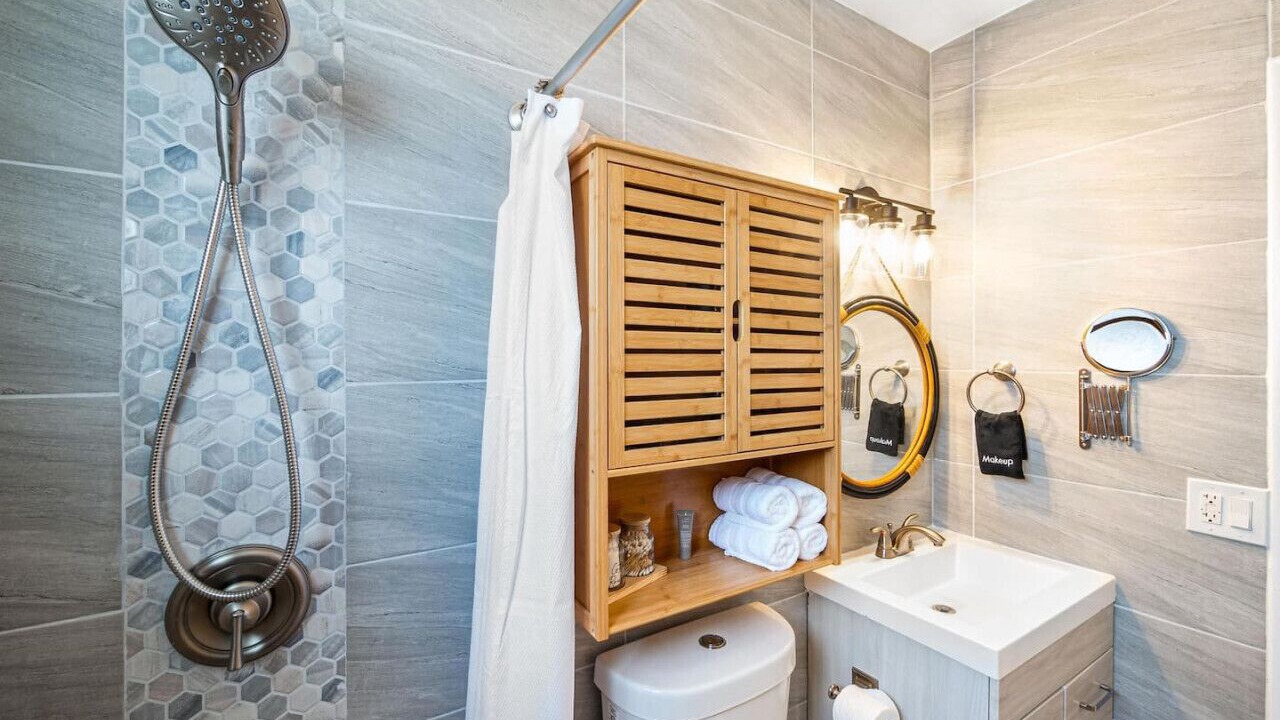 Photo of Bathroom in The Roads