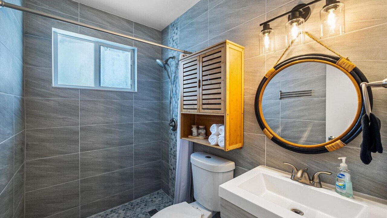 Photo of Bathroom in The Roads