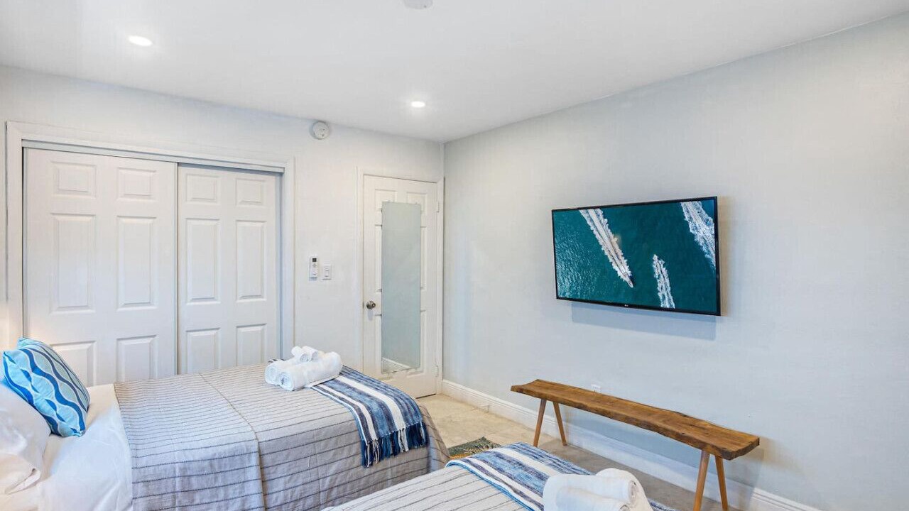 Photo of Bedroom in The Roads