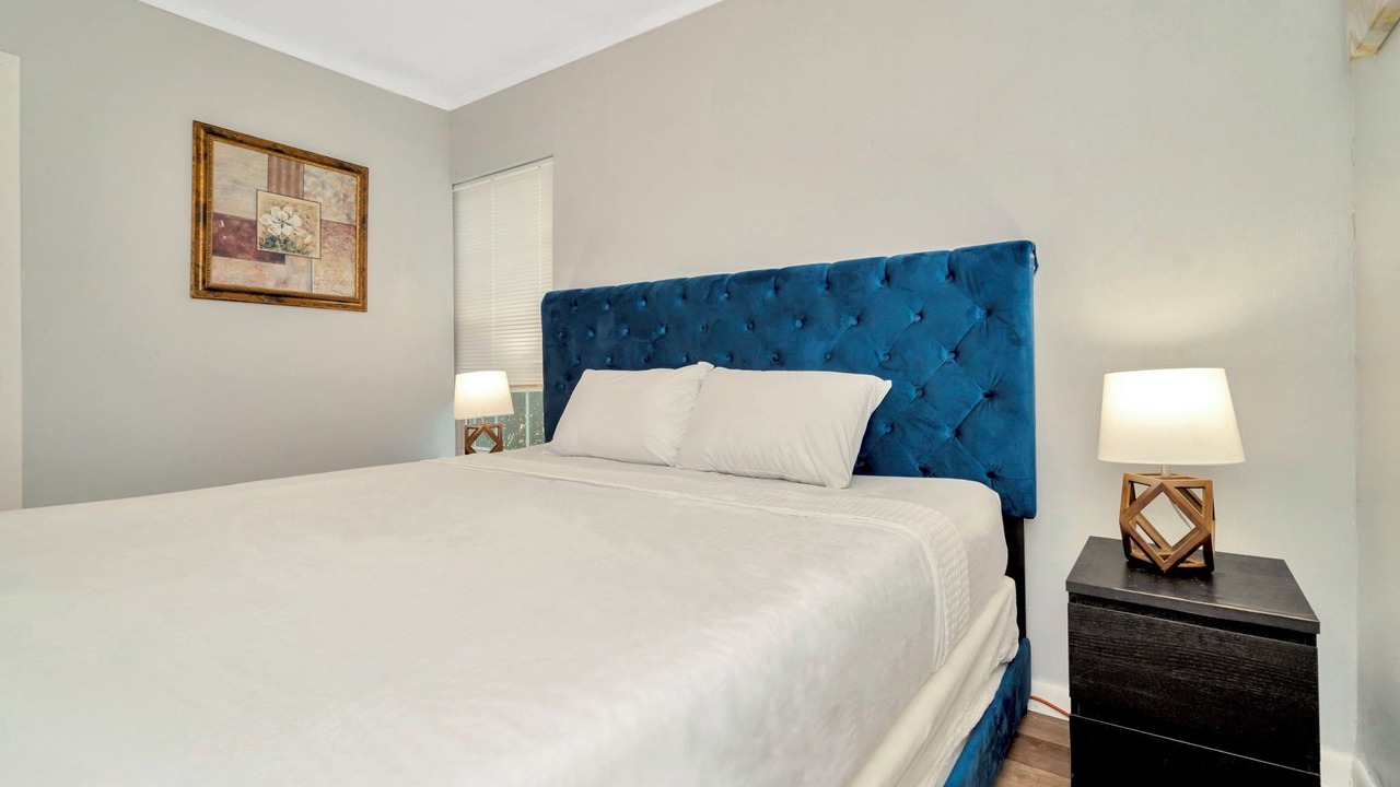 Photo of Bedroom in Seffner Community Alliance