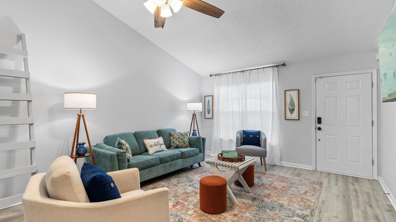 Photo of Livingroom in Tallahassee