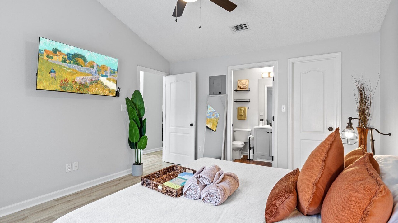 Photo of Bedroom in Tallahassee