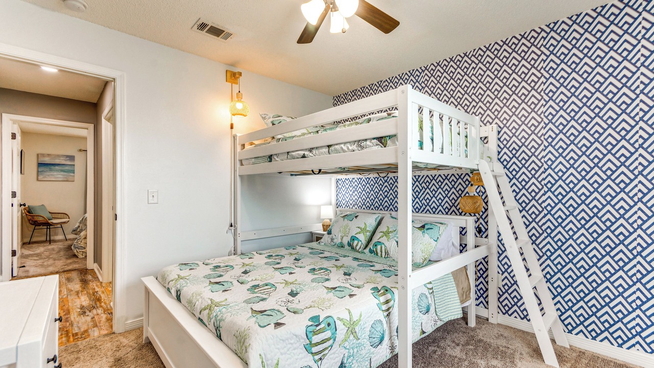 Photo of Bedroom in Ono Island