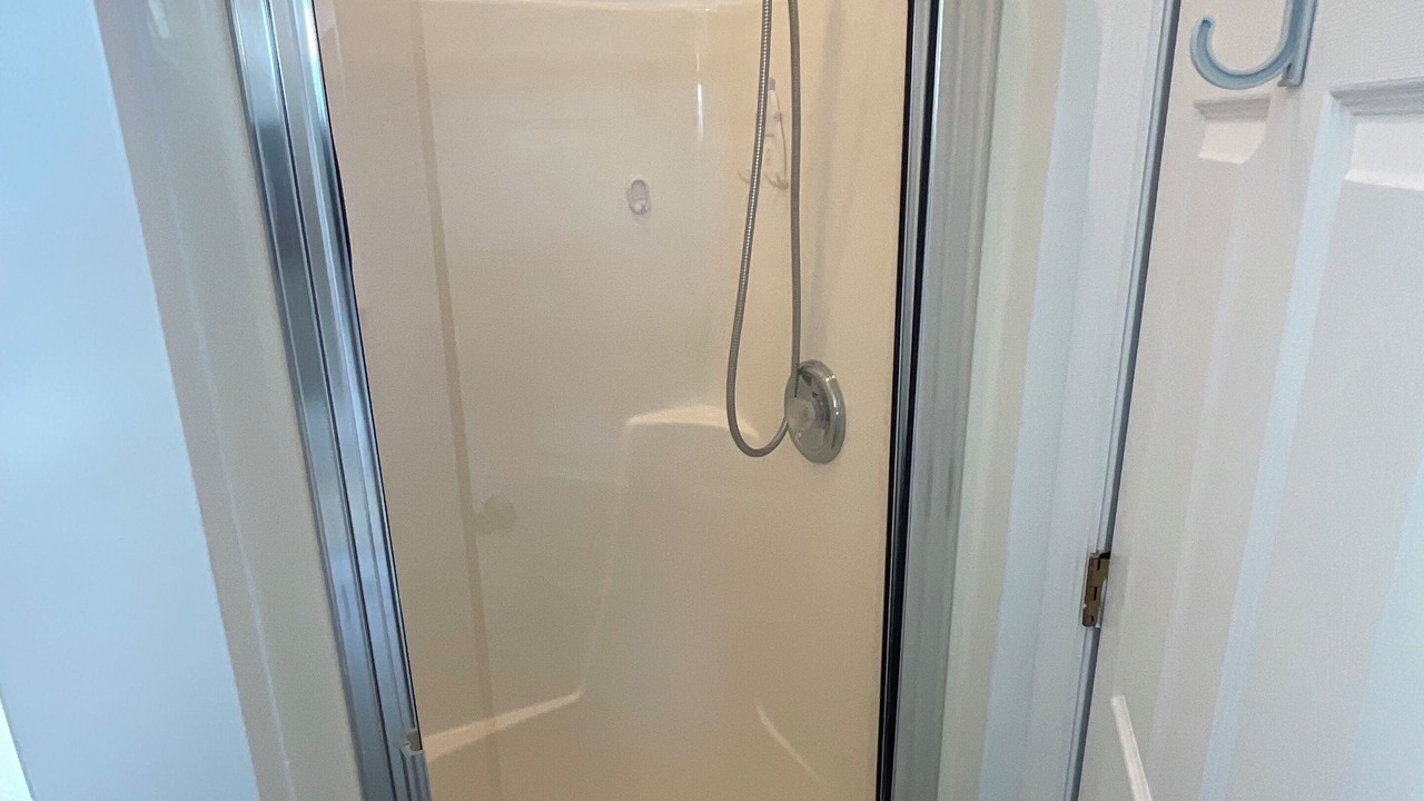 Photo of Bathroom in Eisenhower