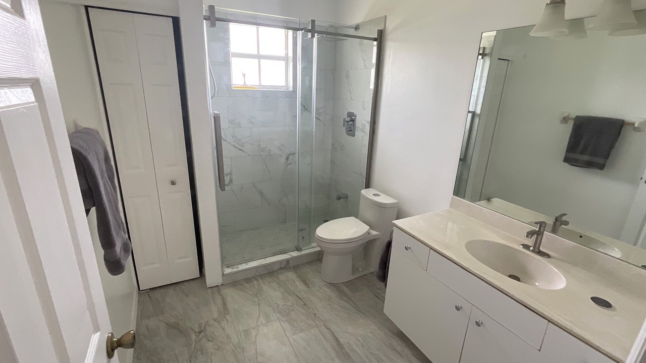 Photo of Bathroom in Eisenhower