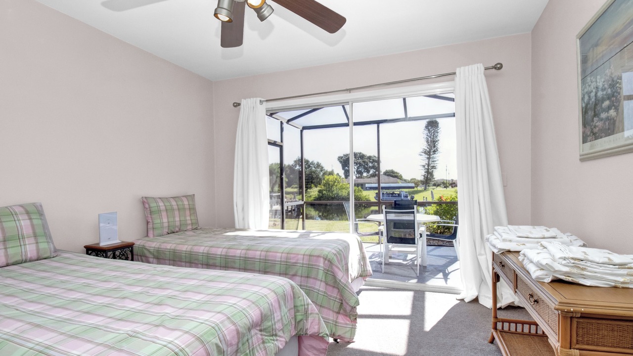 Photo of Bedroom in Gulf Cove