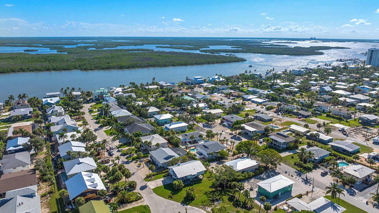 Photo of Others in Mid Island