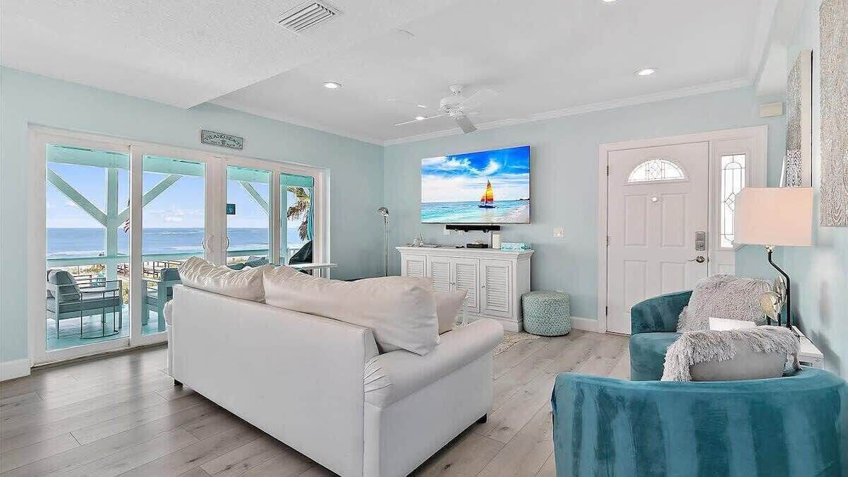 Photo of Livingroom in Vilano Beach