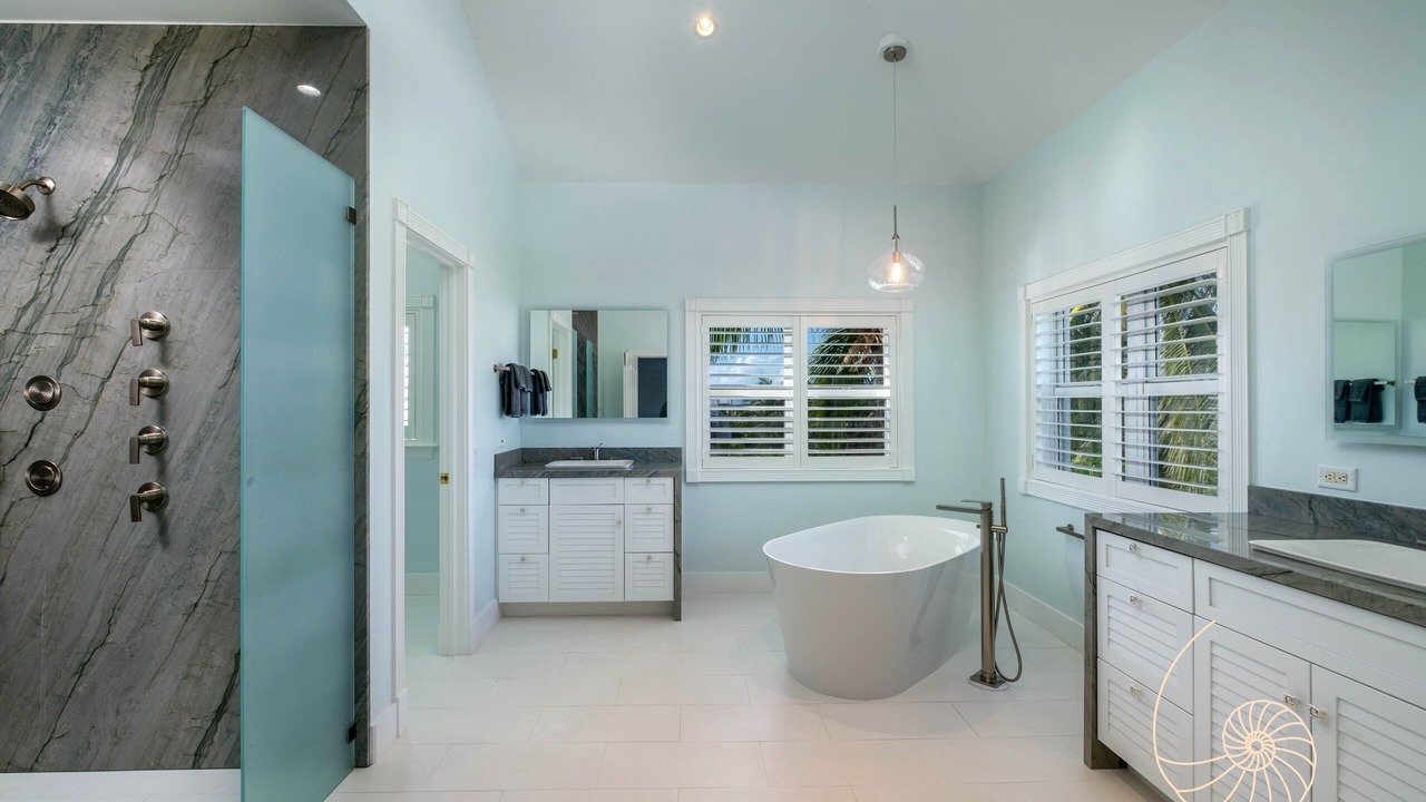 Photo of Bathroom in Indian Waterways
