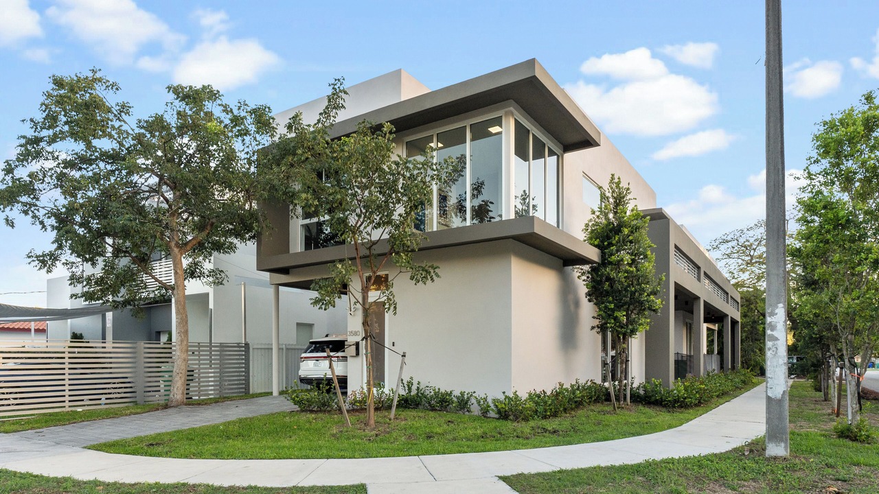 Photo of Outdoor in Coral Gables Section
