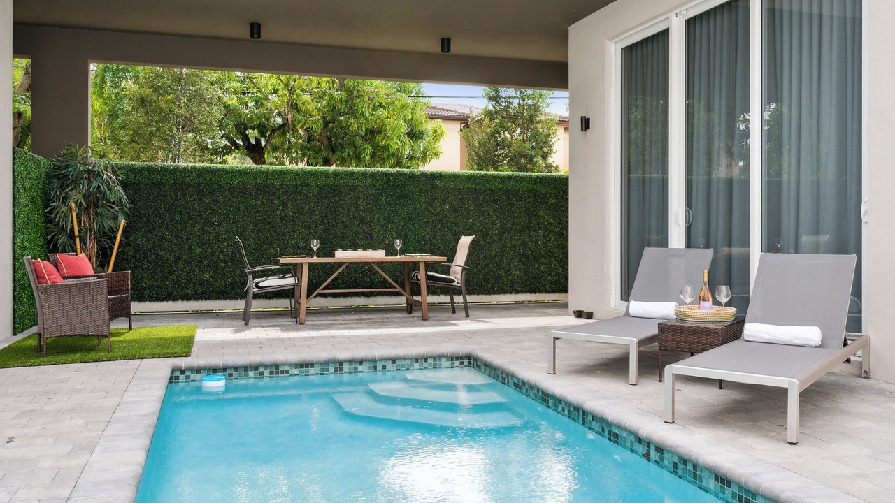 Photo of Outdoor in Coral Gables Section