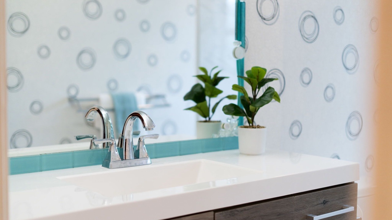 Photo of Bathroom in Vanderbilt Beach