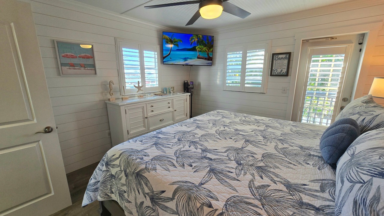 Photo of Bedroom in Bradenton Beach