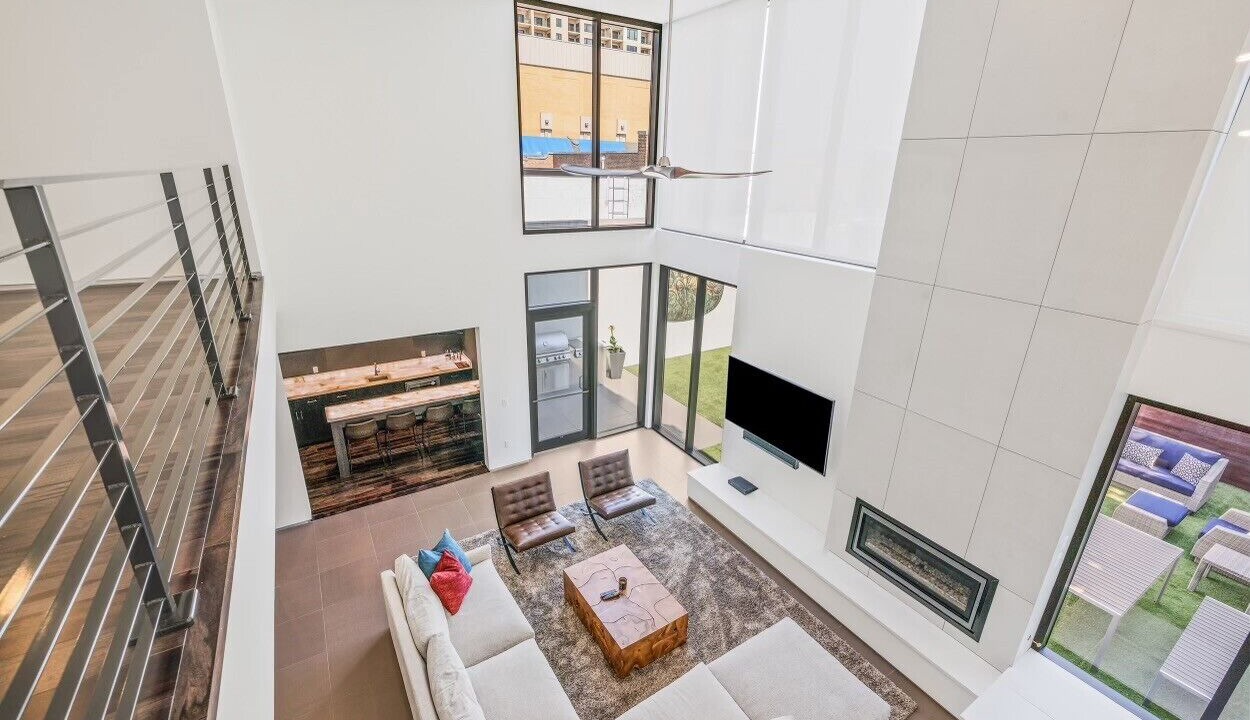Photo of Livingroom in Capitol Hill