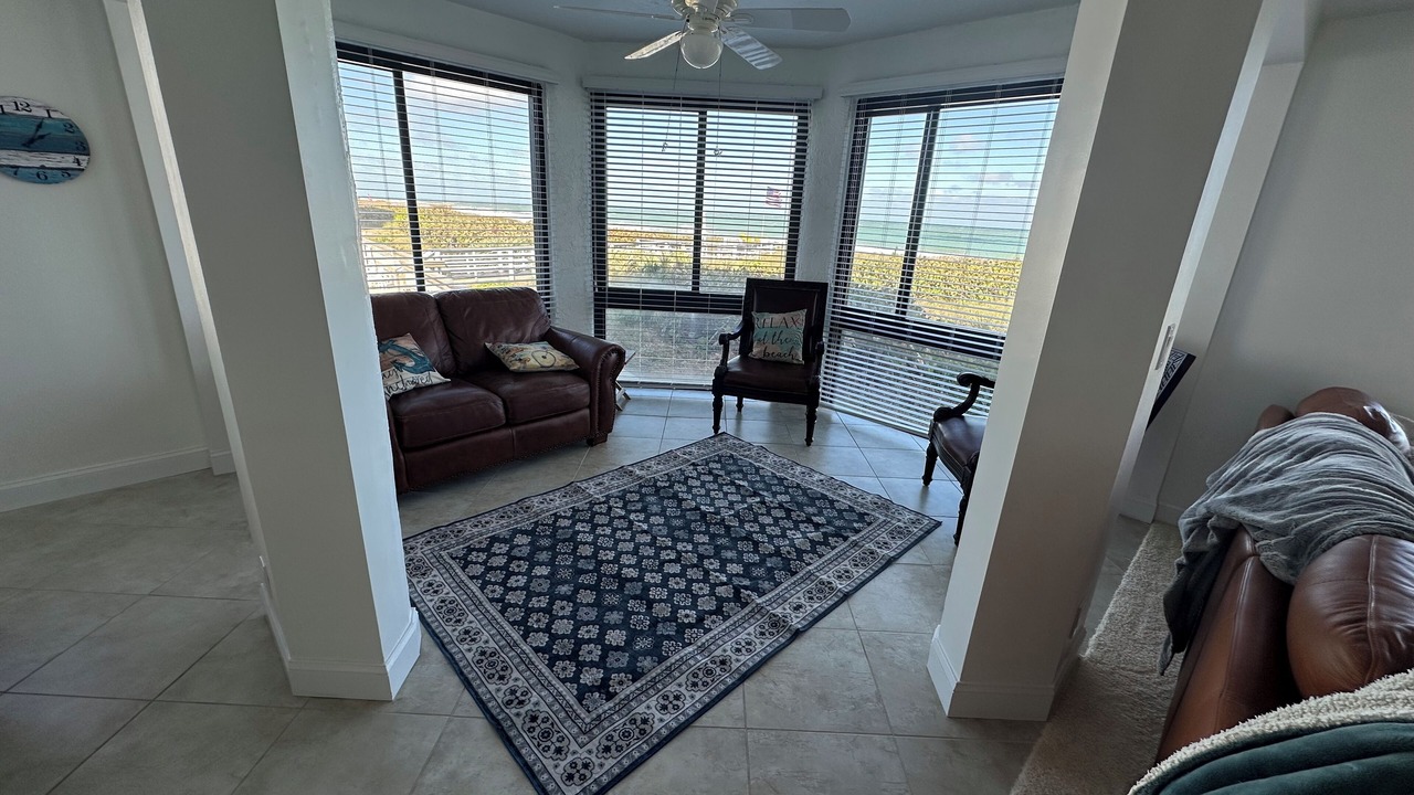 Photo of Livingroom in Stuart