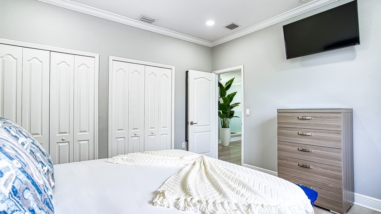 Photo of Bedroom in Miami Lakes