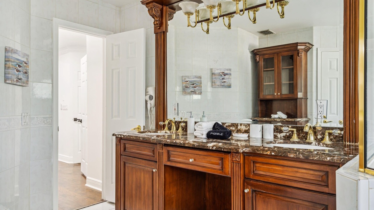 Photo of Bathroom in Miami Lakes