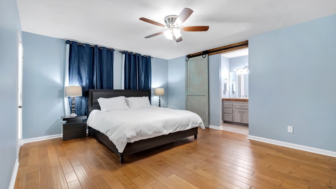 Photo of Bedroom in Tallahassee