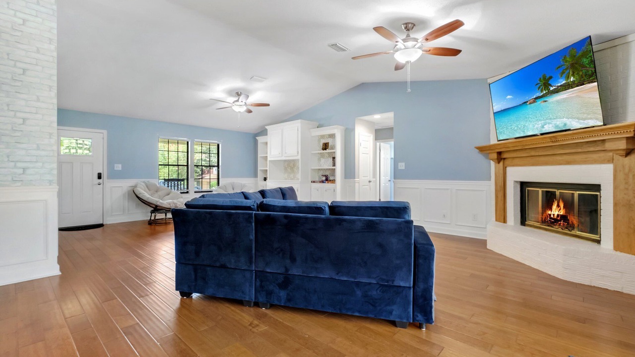 Photo of Livingroom in Tallahassee