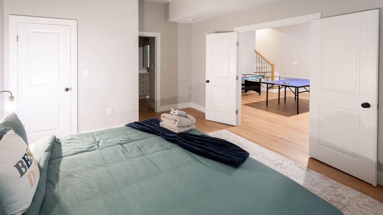 Photo of Bedroom in Seneca