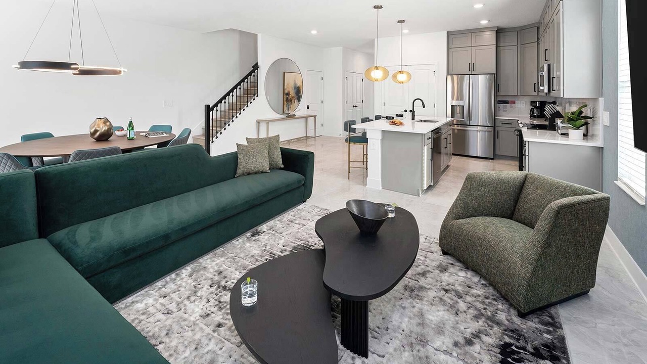 Photo of Livingroom in Florida Center