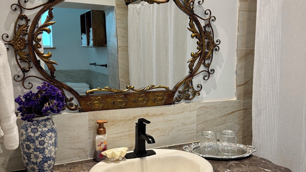 Photo of Bathroom in Southwest Coconut Grove