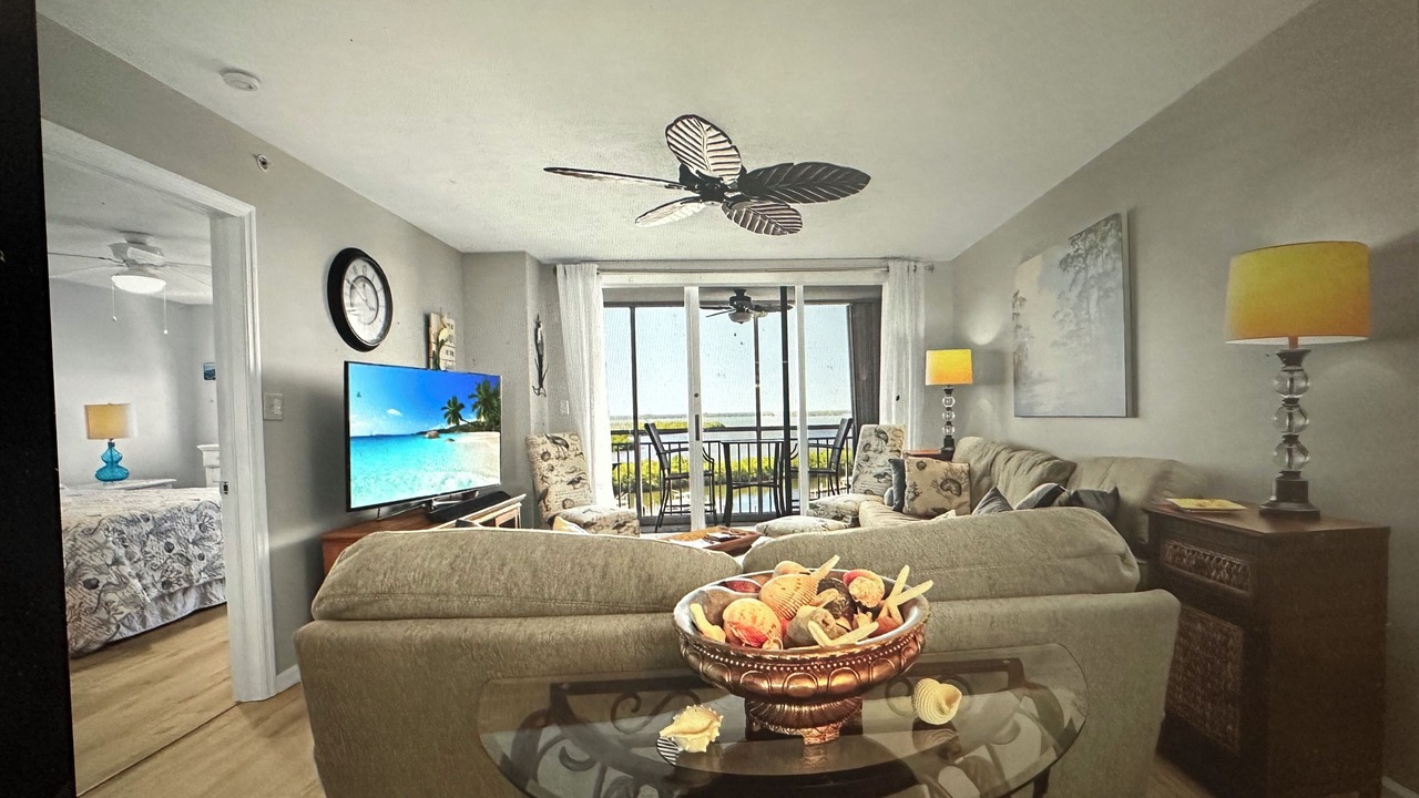Photo of Livingroom in Fort Pierce Shores