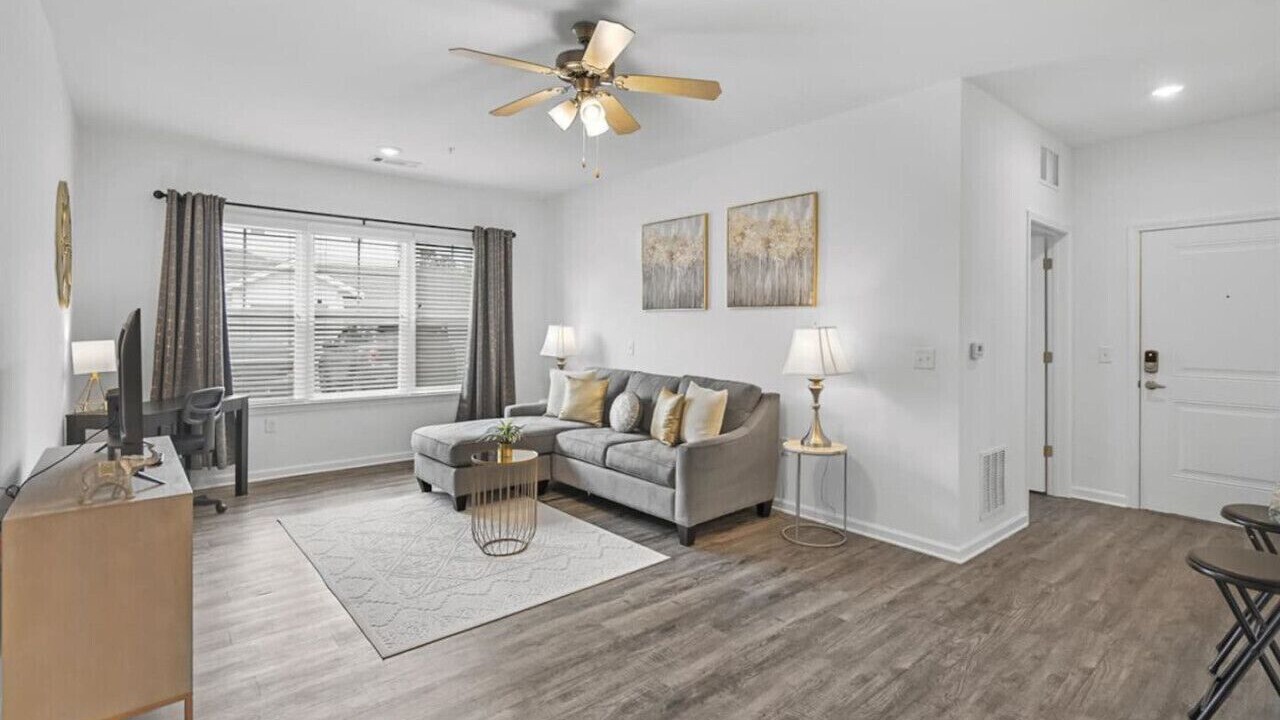 Photo of Livingroom in Doctors Inlet