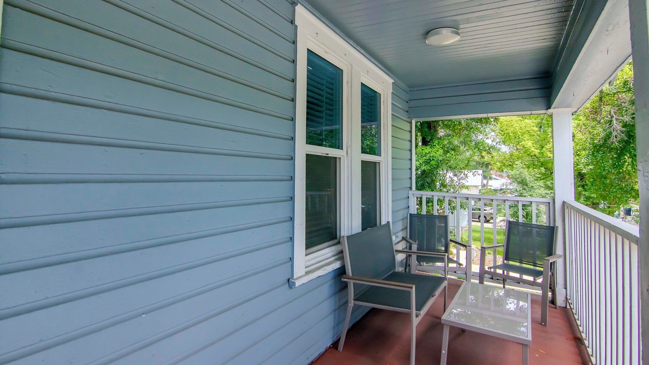 Photo of Patio Balcony in Riverside Heights
