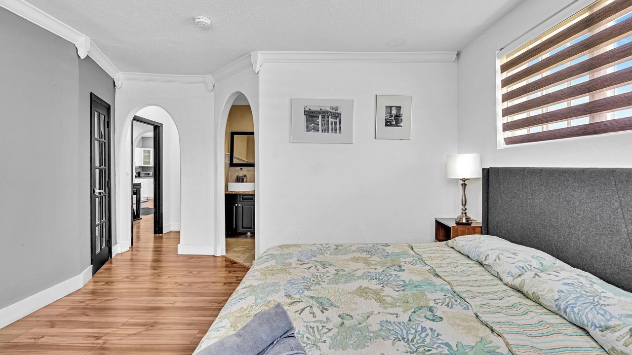 Photo of Bedroom in Miami Gardens