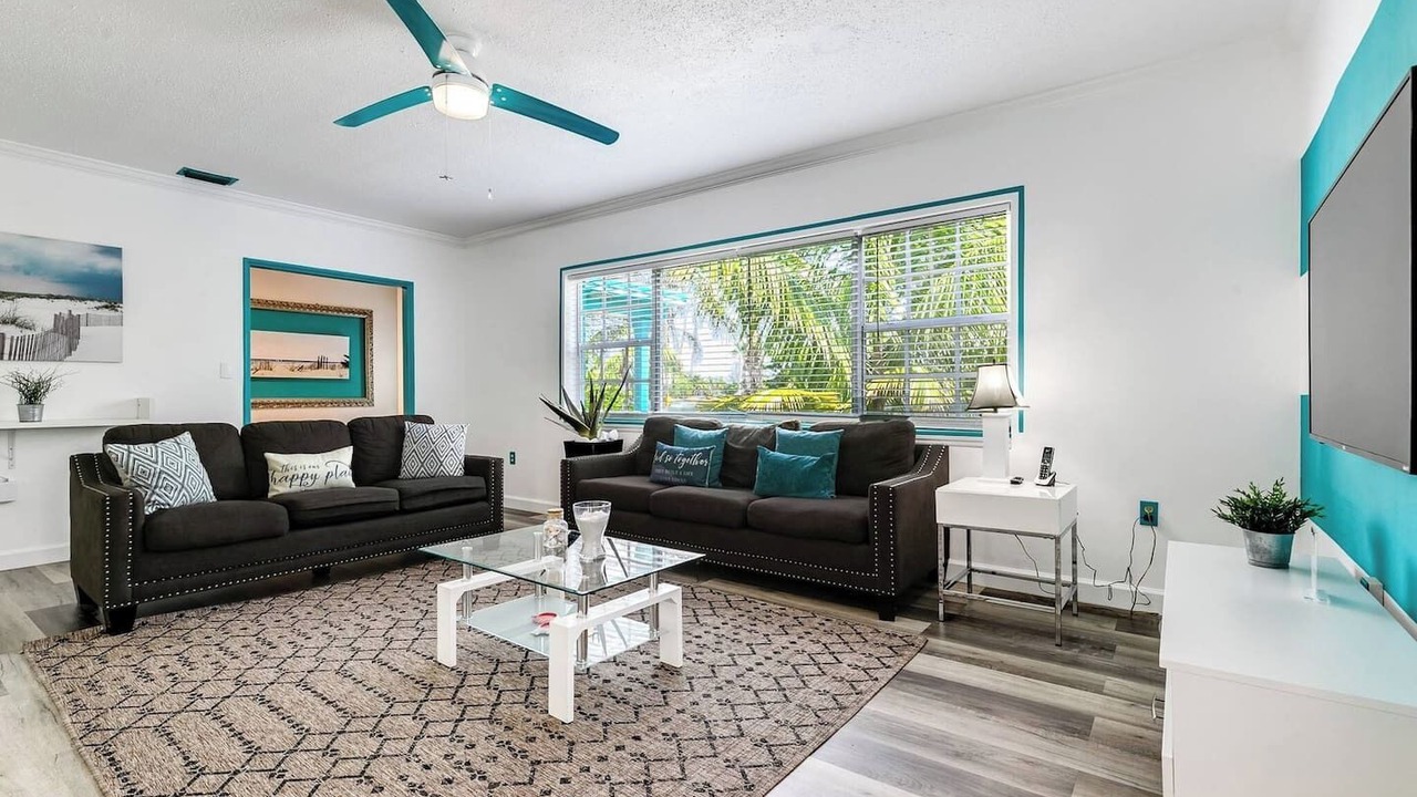 Photo of Livingroom in Royal Poinciana