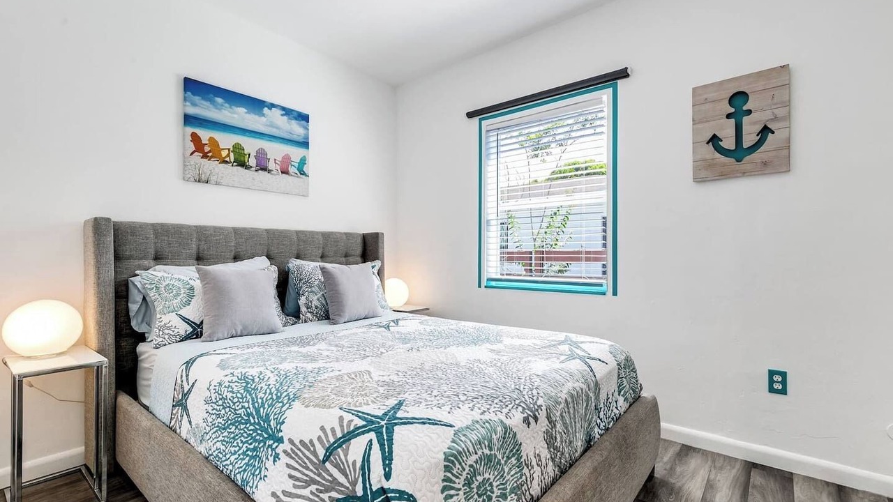 Photo of Bedroom in Royal Poinciana